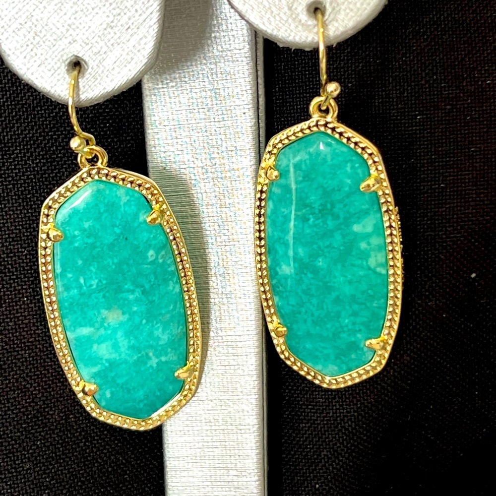 NWOT Rare & Retired Kendra Scott Elle Earrings Amazonite & Yellow Gold SO RARE! - Picture 8 of 8